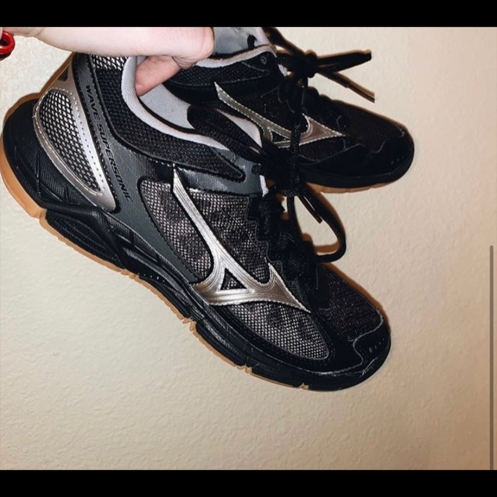 Women’s Volleyball Shoes